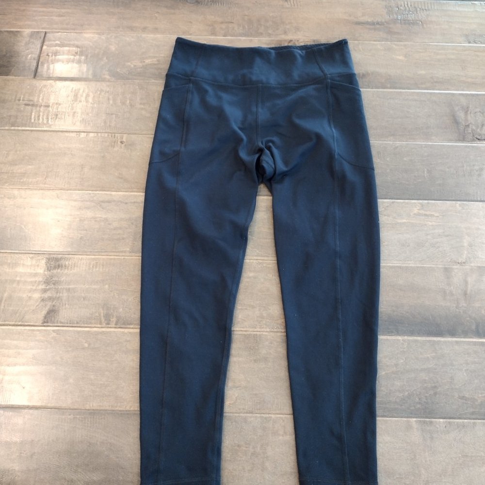 VICTORIA'S SECRET black High Rise Leggings w/ Phone side pocket, M - Picture 5 of 9